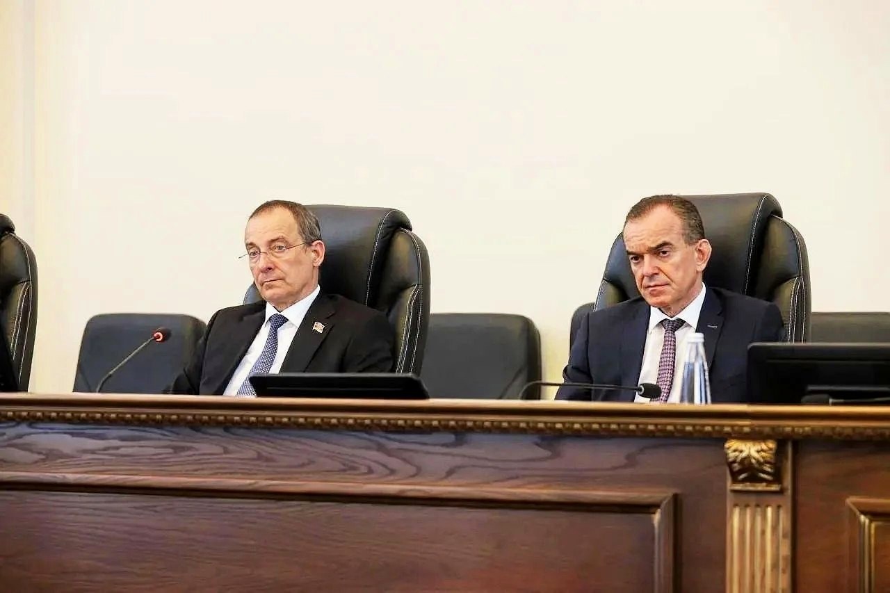 Депутат ЗСК Виктор Тепляков принял участие в 82-й сессии Думы