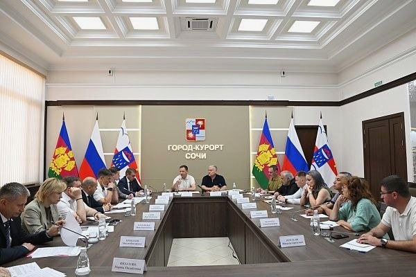 Новые подходы к борьбе с американской белой бабочкой обсуждены в Сочи