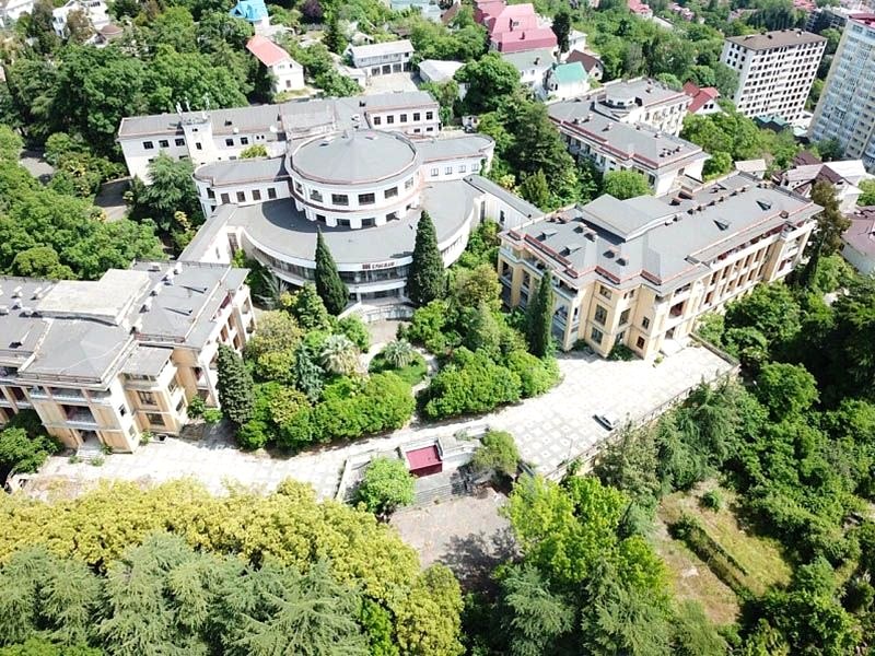 Права требования к застройщику курортного комплекса в Сочи выставили на торги за 6 миллиардов рублей